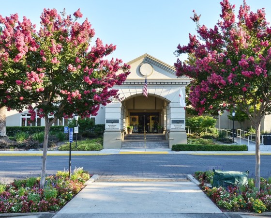 Lexington Lions Gate Hotel & Conference Center